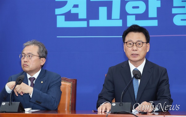 박광온 더불어민주당 원내대표가 25일 서울 여의도 국회에서 열린 정책조정회의에서 발언하고 있다. 
