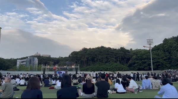 춘천대학연합축제 공연 장면