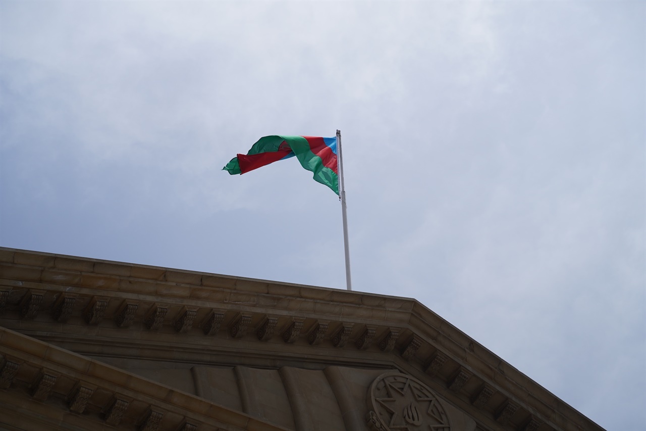 아제르바이잔의 국기