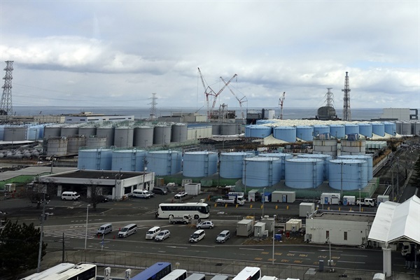 지난 2월 22일 일본 후쿠시마 제1원자력발전소에 보관 중인 오염수 저장 탱크.