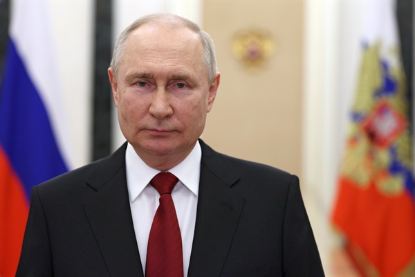 블라디미르 푸틴 러시아 대통령이 24일 대국민 연설을 하고 있다.