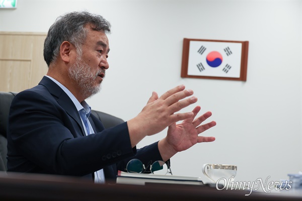 송기춘 대통령소속 군사망사고진상규명위원회 위원장.