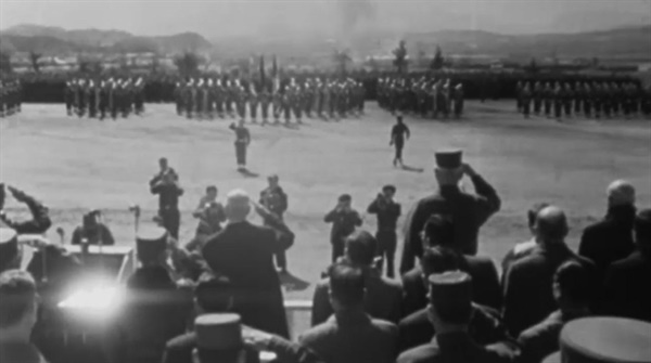 1955년 3월 15일 원주 제1군사령부에서 열린 제1군사령부 창설 1주년 기념식 당시 모습. 