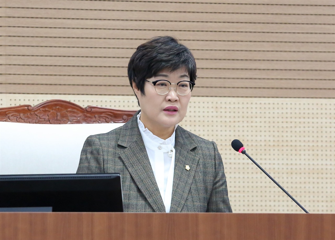 김희영 아산시의회 의장 