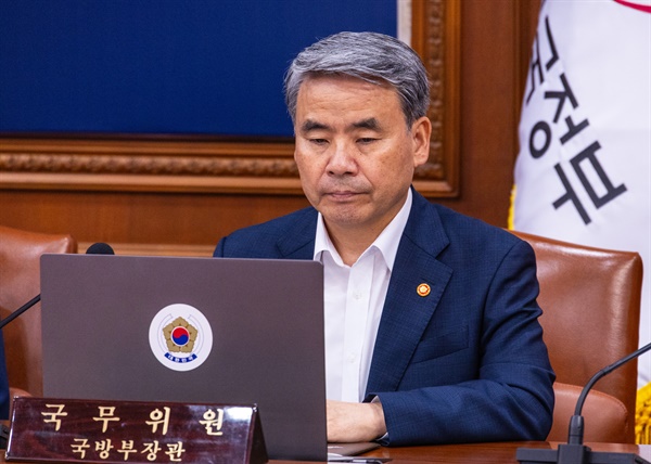 이종섭 전 국방부 장관이 지난해 8월 14일 오전 서울 종로구 정부서울청사에서 열린 국무회의 참석하고 있다. 