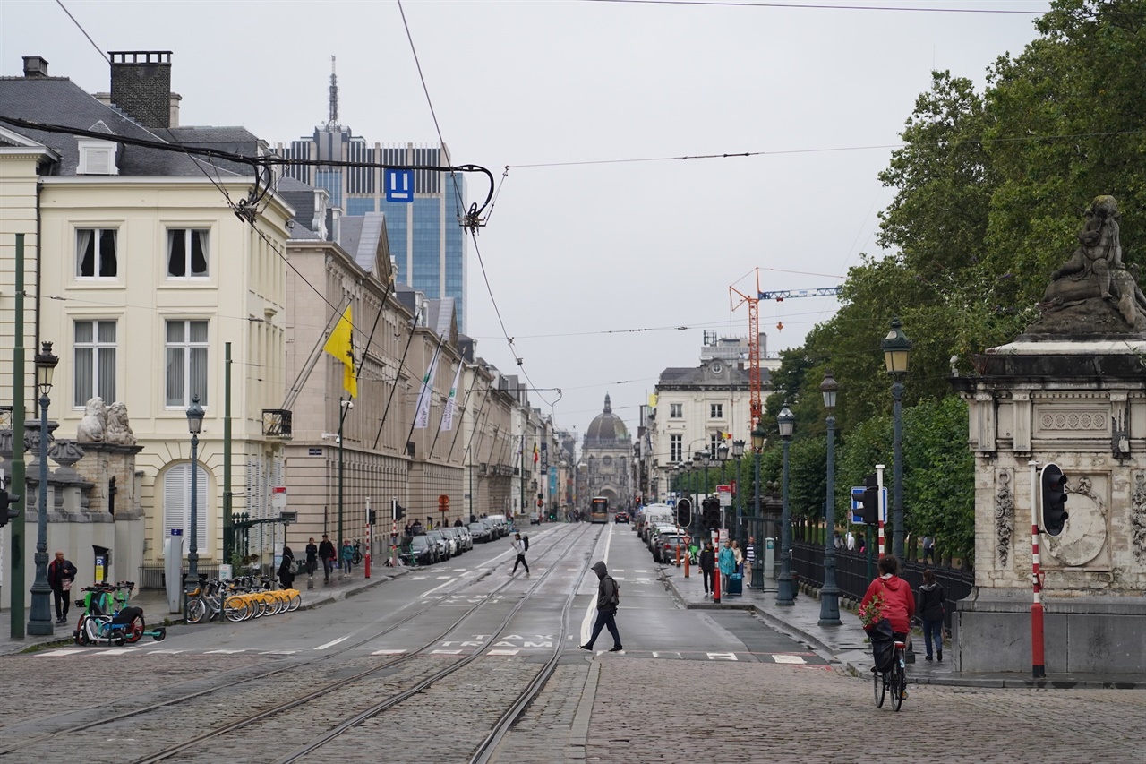 비 오는 브뤼셀의 거리