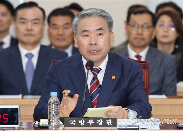 이종섭 국방부 장관이 지난 8월 25일 서울 여의도 국회에서 열린 국방위원회 전체회의에서 의원 질의에 답변하고 있다. 