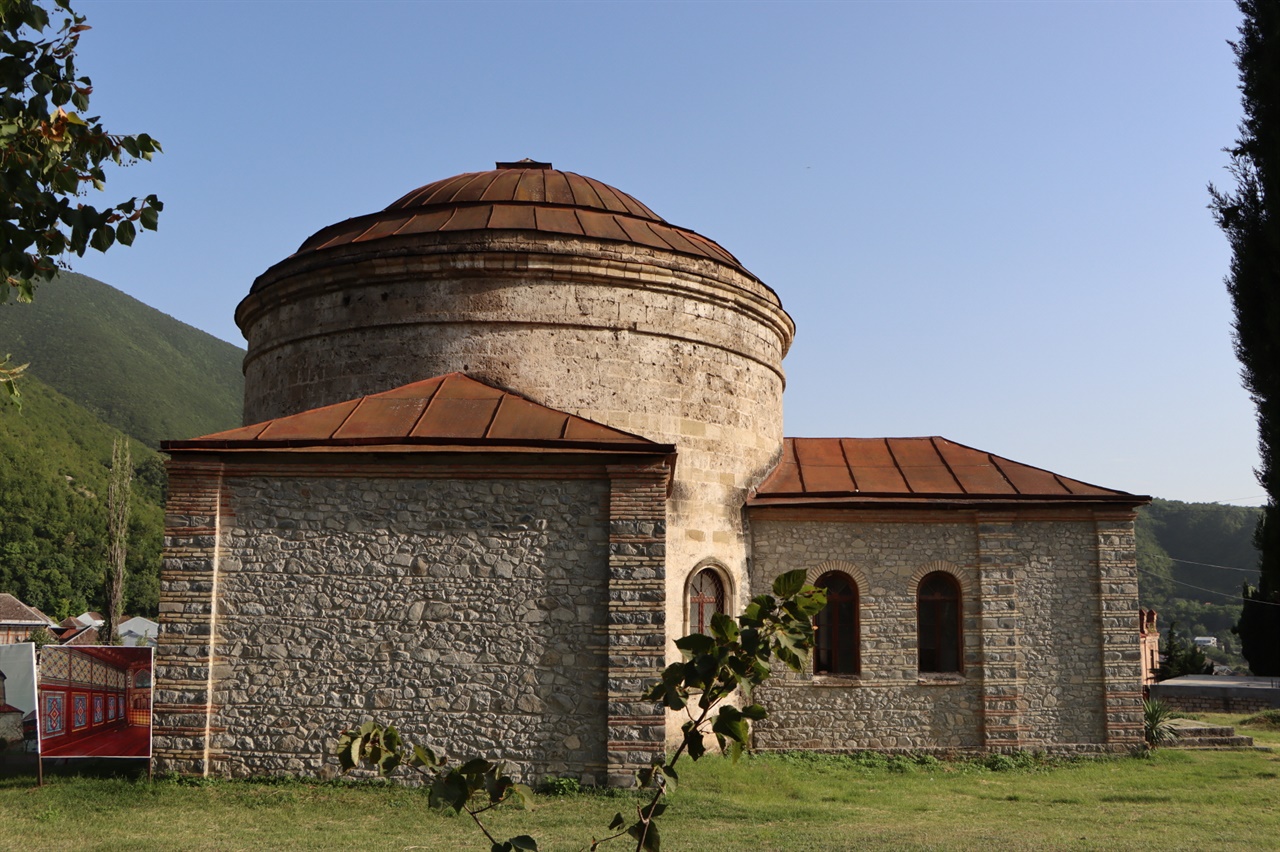 응용예술박물관으로 사용되는 알바니아교회