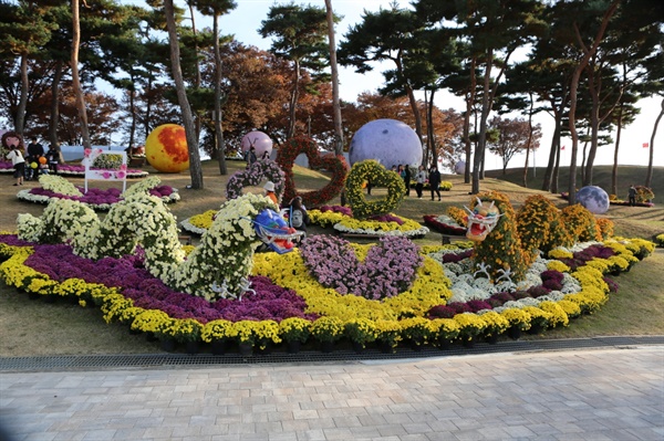  지난해 홍주읍성에서 열린 ‘홍성사랑국화축제’