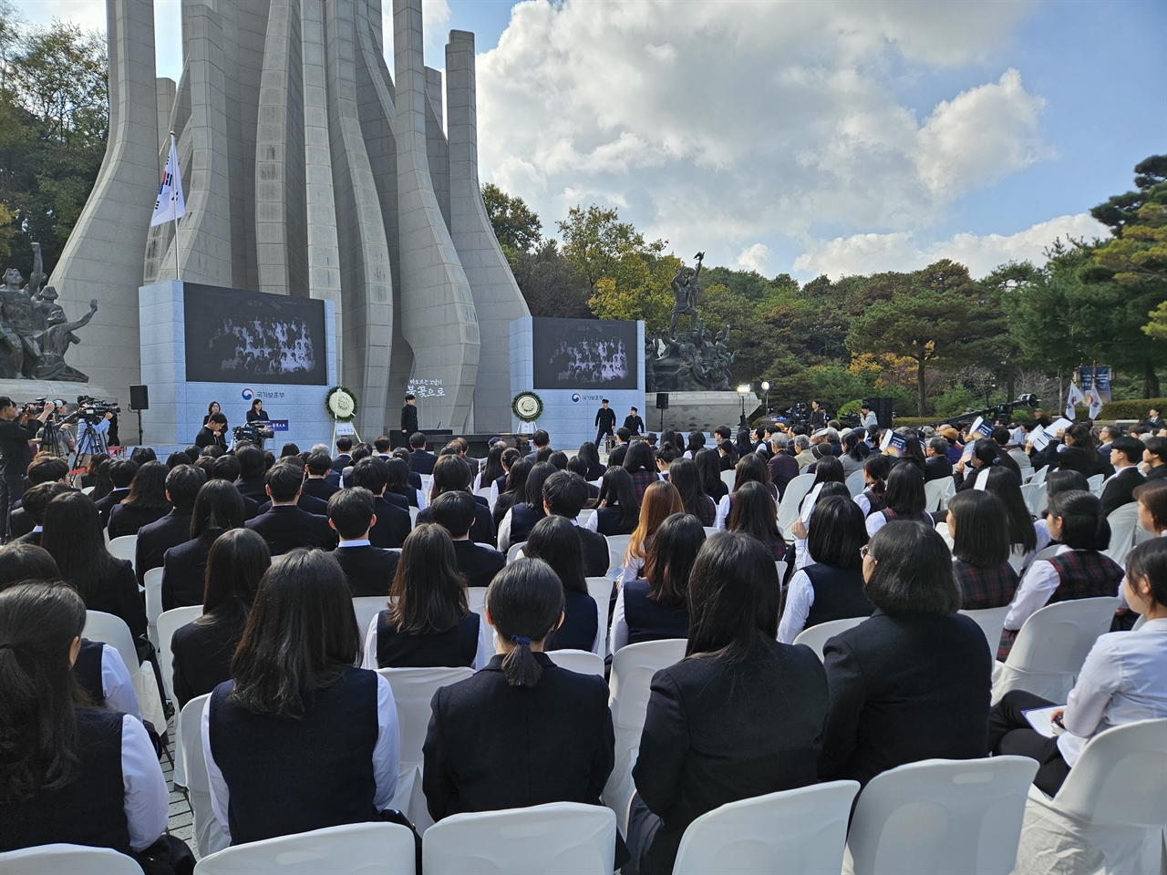 국가보훈부는 3일 광주광역시 서구 화정동 학생독립운동기념탑에서 제94주년 학생독립운동 기념식을 열었다.