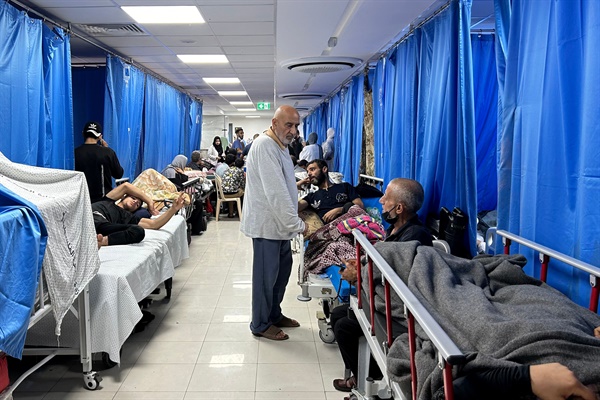 팔레스타인 가자지구 알시파 병원에 환자들이 누워있는 모습. 2022.11.10