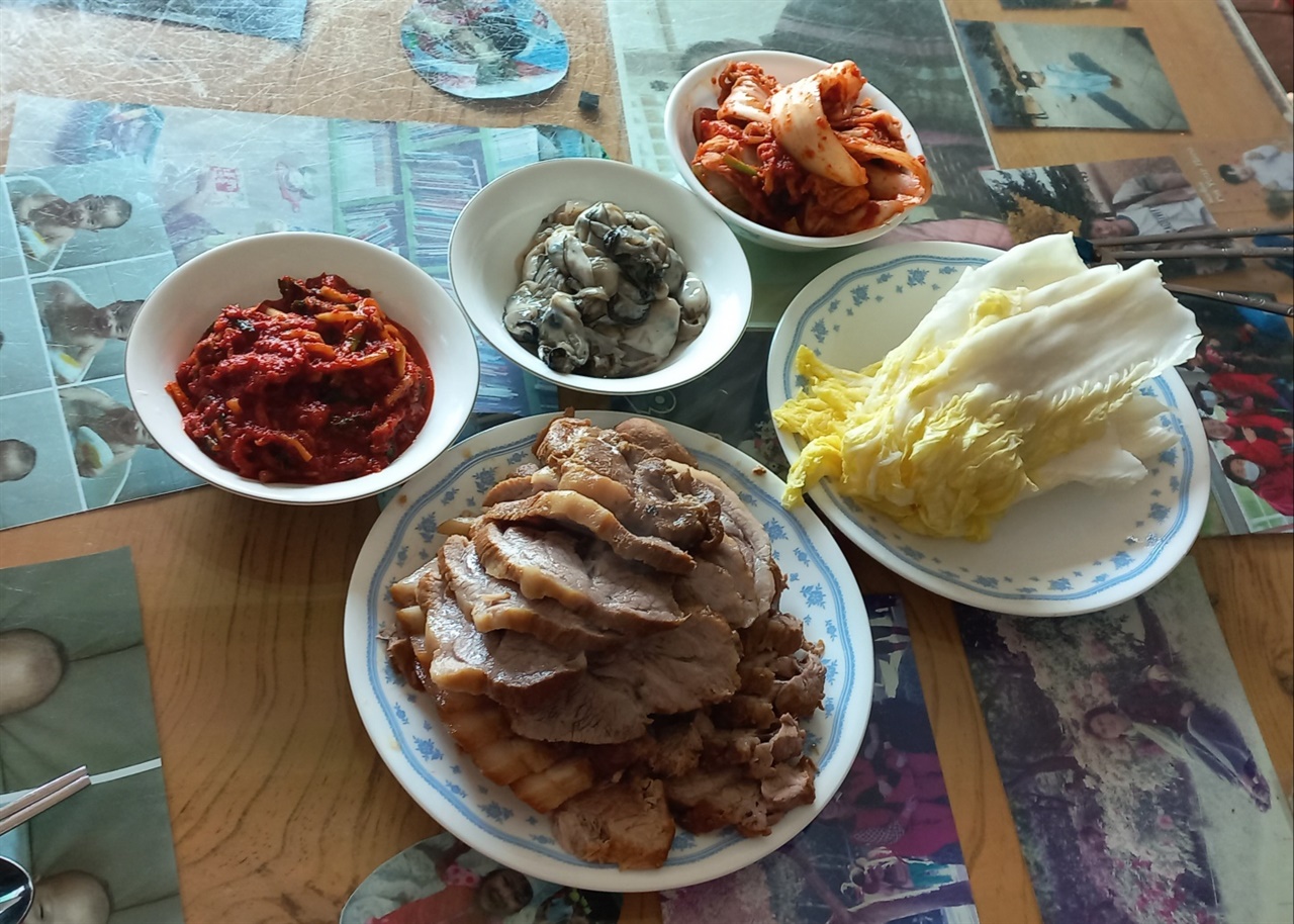 김장 후 수육과 쌈 먹기