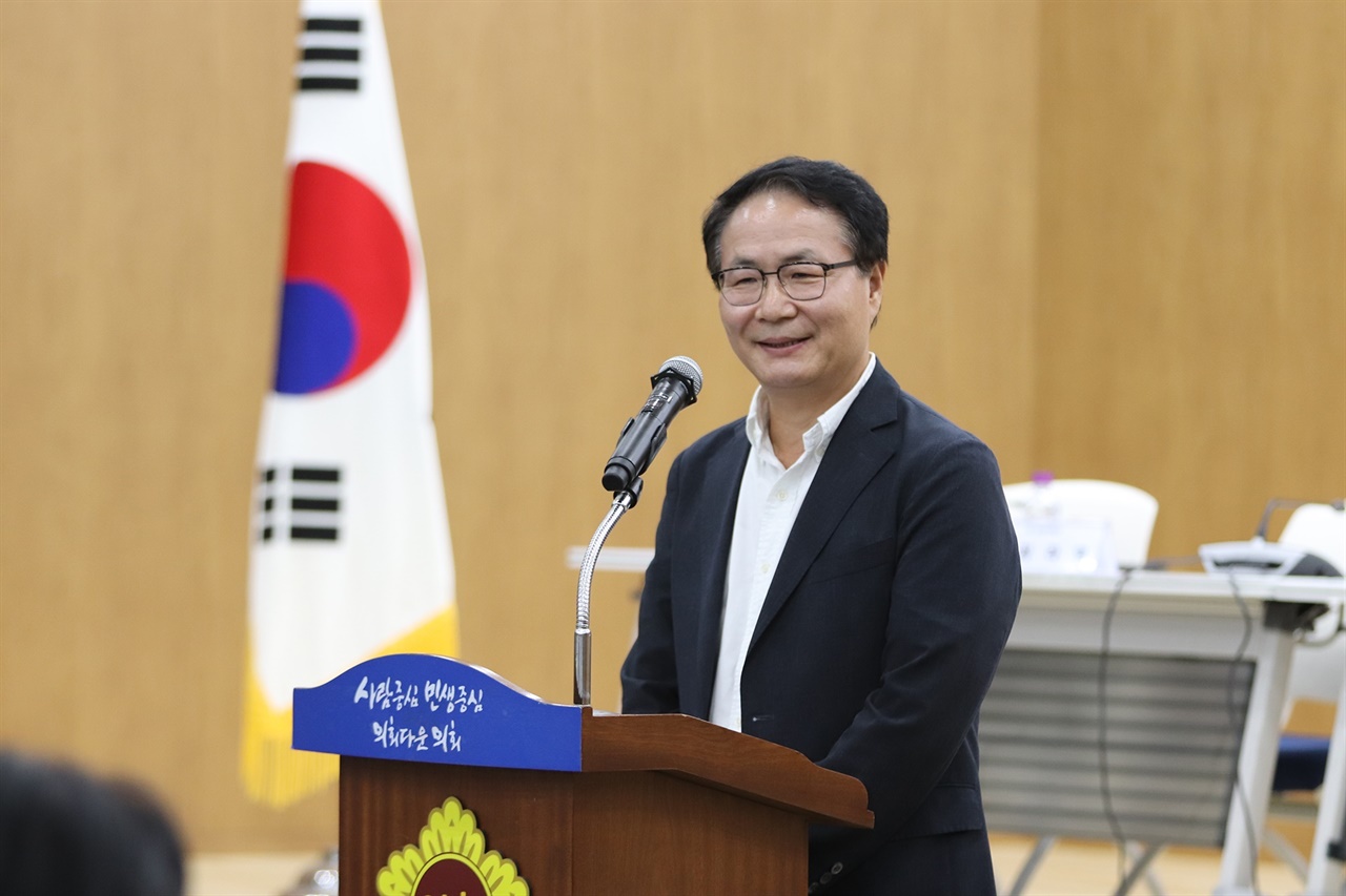 경기도 교육사회단체 '민주주의학교' 상임대표 송주명 한신대 교수
