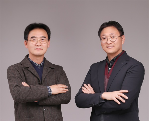 제 4대 광주교사노동조합 위원장과 수석부위원장에 당선된 박삼원(왼쪽, 정광중학교), 윤정현(광주서초)씨. 임기는 2024년 1월 1일부터 2년이다.