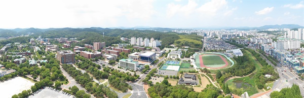 경상국립대학교 진주 가좌캠퍼스.