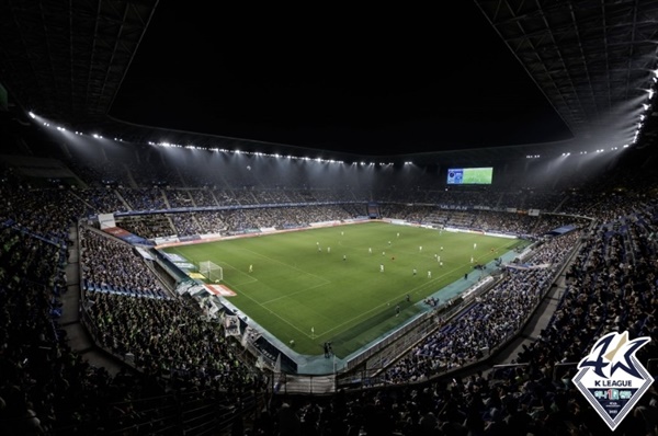  지난 8월 19일, 울산 HD와 전북 현대의 맞대결이 펼쳐진 울산 문수 축구 경기장