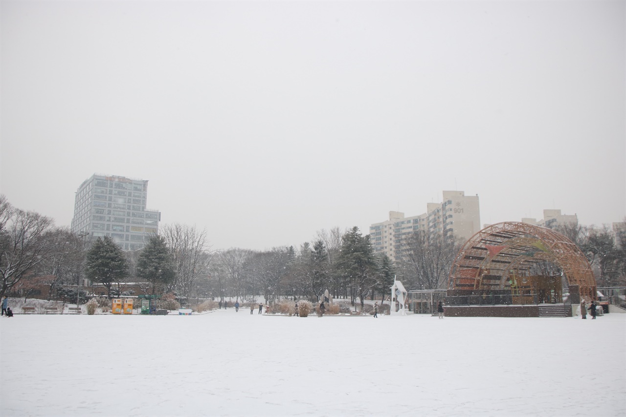 눈 내린 양천공원