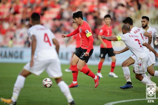 2019 아시안컵 한국vs바레인 당시 한국은 2019 아시안컵 16강전에서 바레인과 연장에서 간신히 승리한 바 있다. 