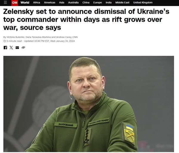 2년 가까이 러시아에 맞서 우크라이나군을 이끈 발레리 잘루즈니 우크라이나군 총사령관이 볼로디미르 젤렌스키 우크라이나 대통령과의 불화로 총사령관직에서 해임당했다는 보도가 나왔다.