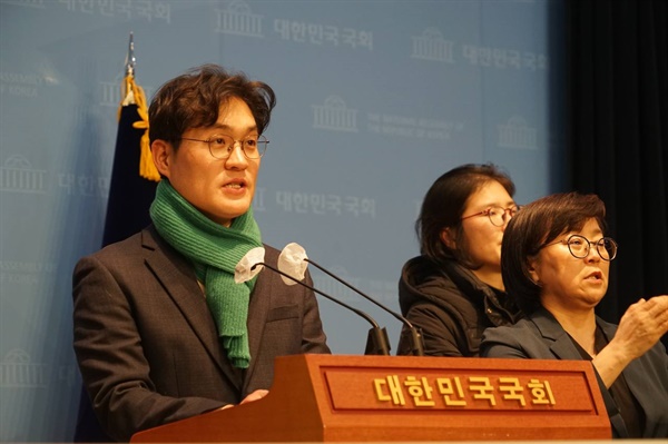 정재민 녹색정의당 서울시당 위원장이 발언하고 있다.
