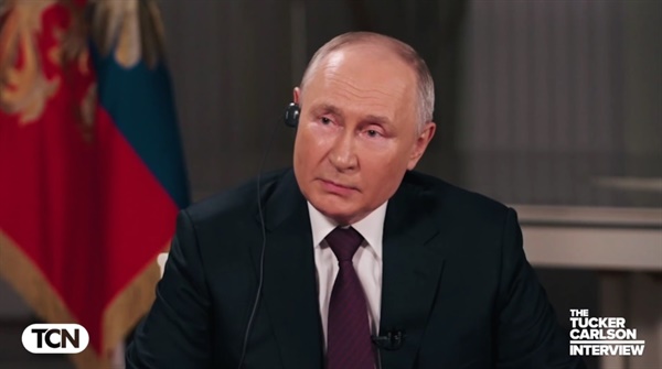 블라디미르 푸틴 러시아 대통령의 미 언론인 터커 칼슨 인터뷰 영상