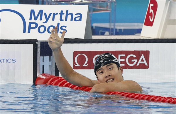  한국 수영의 에이스 황선우(20)가 세계선수권대회 남자 자유형 200ｍ에서 금메달을 땄다.