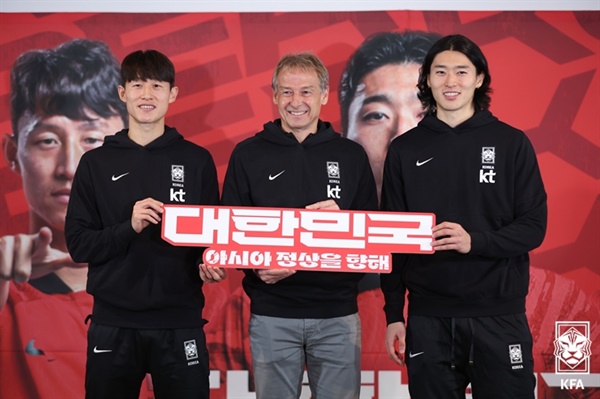 클린스만 감독 클린스만 감독은 한국 대표팀의 아시안컵 우승을 자신했지만 4강 탈락에 머물렀다.