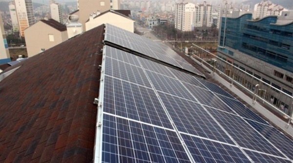 안산시 호수동 640여 세대 모든 세대가 태양광 발전으로 전기료 혜택을 보고 있다.
