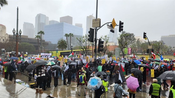 3-4000명이 참여한 LA 집회사진