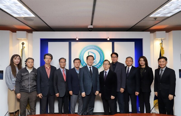 2023년 12월 11일 방송통신심의위원회는 제22대 국회의원선거 선거방송심의위원회 위원들을 위촉했다. 