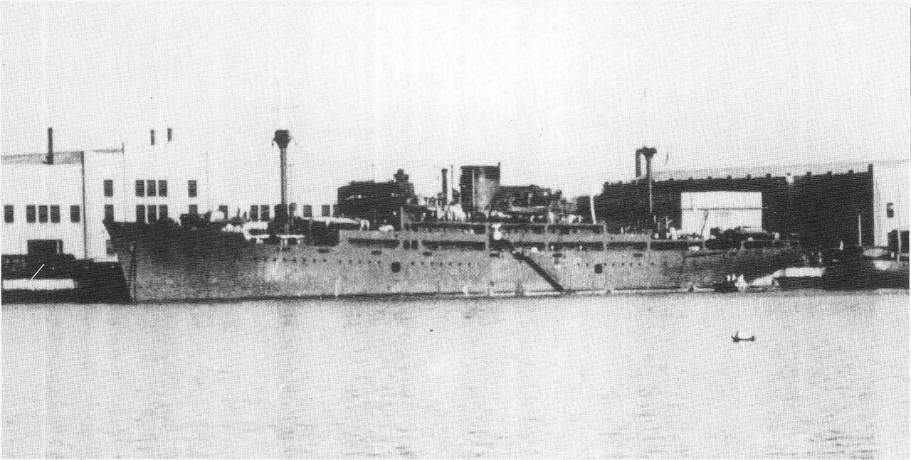 1945년 8월 22일 폭침된 우키시마호 