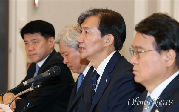  조국 조국혁신당 대표가 26일 오전 서울 여의도 국회에서 열린 최고위원회의에서 발언하고 있다.