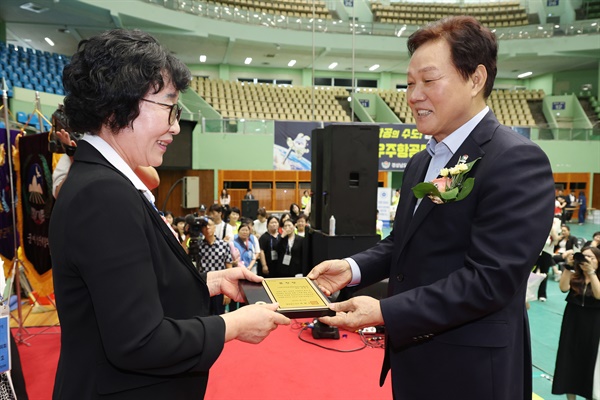  12일 마산실내체육관에서 개최된 ‘2024년 제7회 경남여성한마음대회’