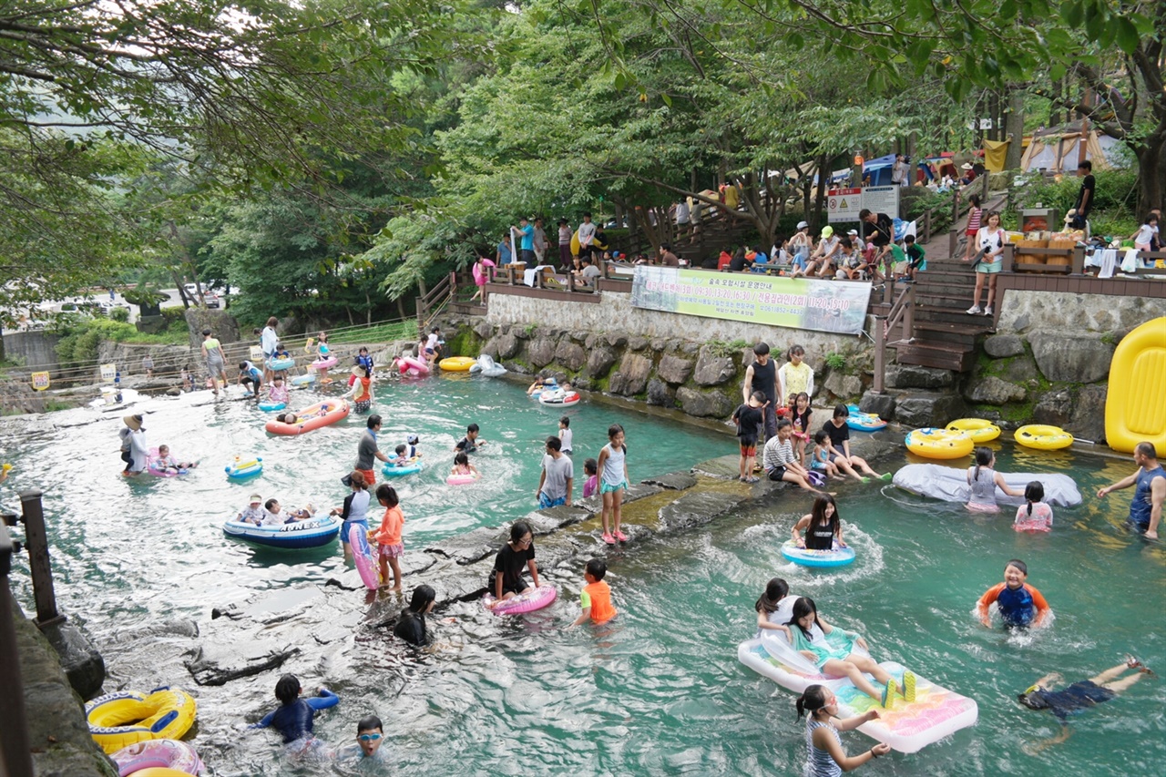  전남 보성군 제암산자연휴양림 물놀이장