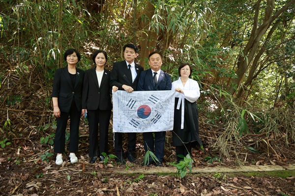  '사도광산 진실수호 대한민국 국회의원 방일단' 활동.