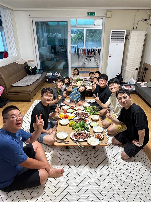 엄마없이 아빠들만 2박 3일 엄마 없이도 가능한 2박3일. 아빠들과 아이들은 엄마 눈치 없이 즐거운 시간을 보냅니다.