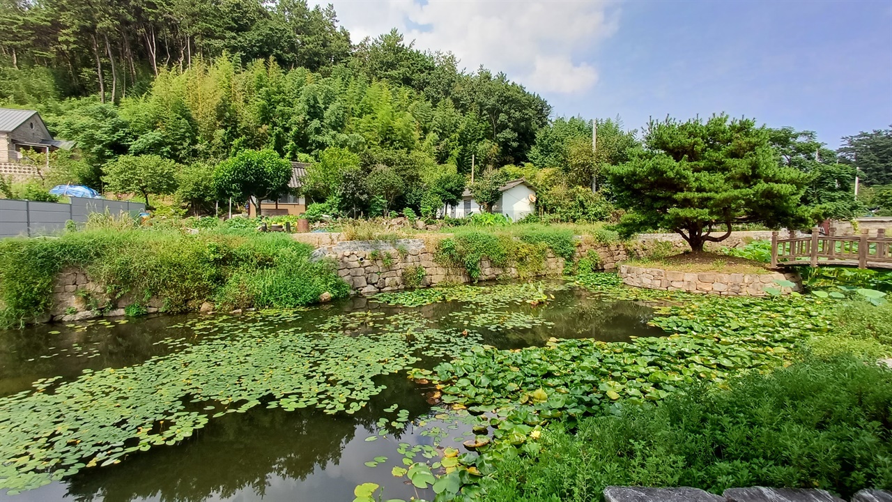  보성 양산항의 집터. 조선수군 재건하던 이순신 장군이 군량미를 많이 손에 넣은 집이다.