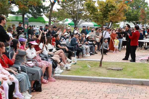  창원에서 열린 제19회 문화다양성축제 맘프.