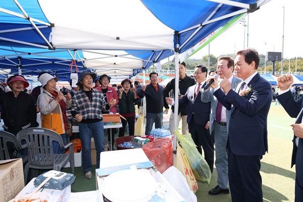  25일 오전 창원 진해공설운동장에서 열린 ‘제11회 자율관리어업 한마음대회’