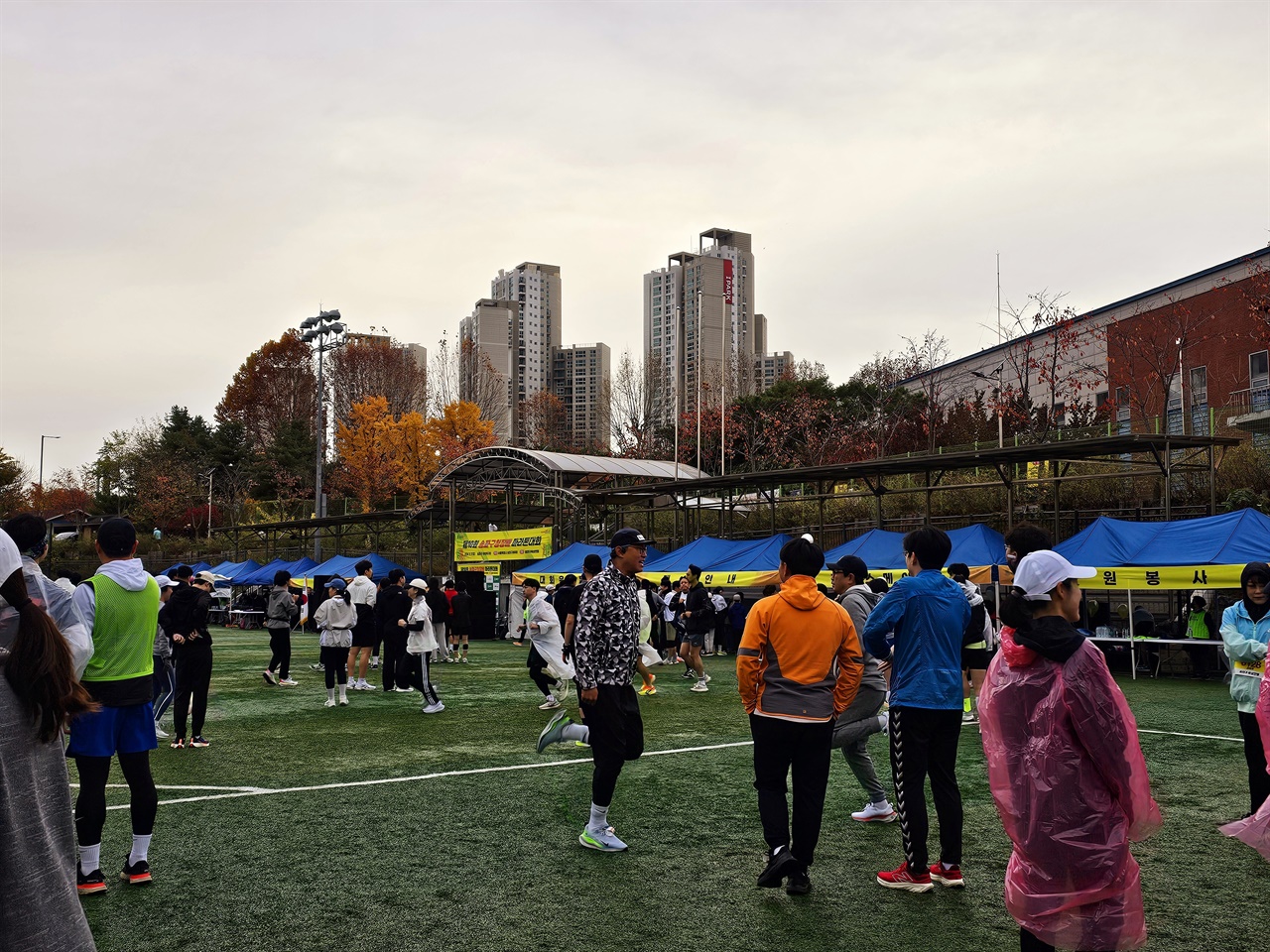  마라톤준비하는 러너들 모습