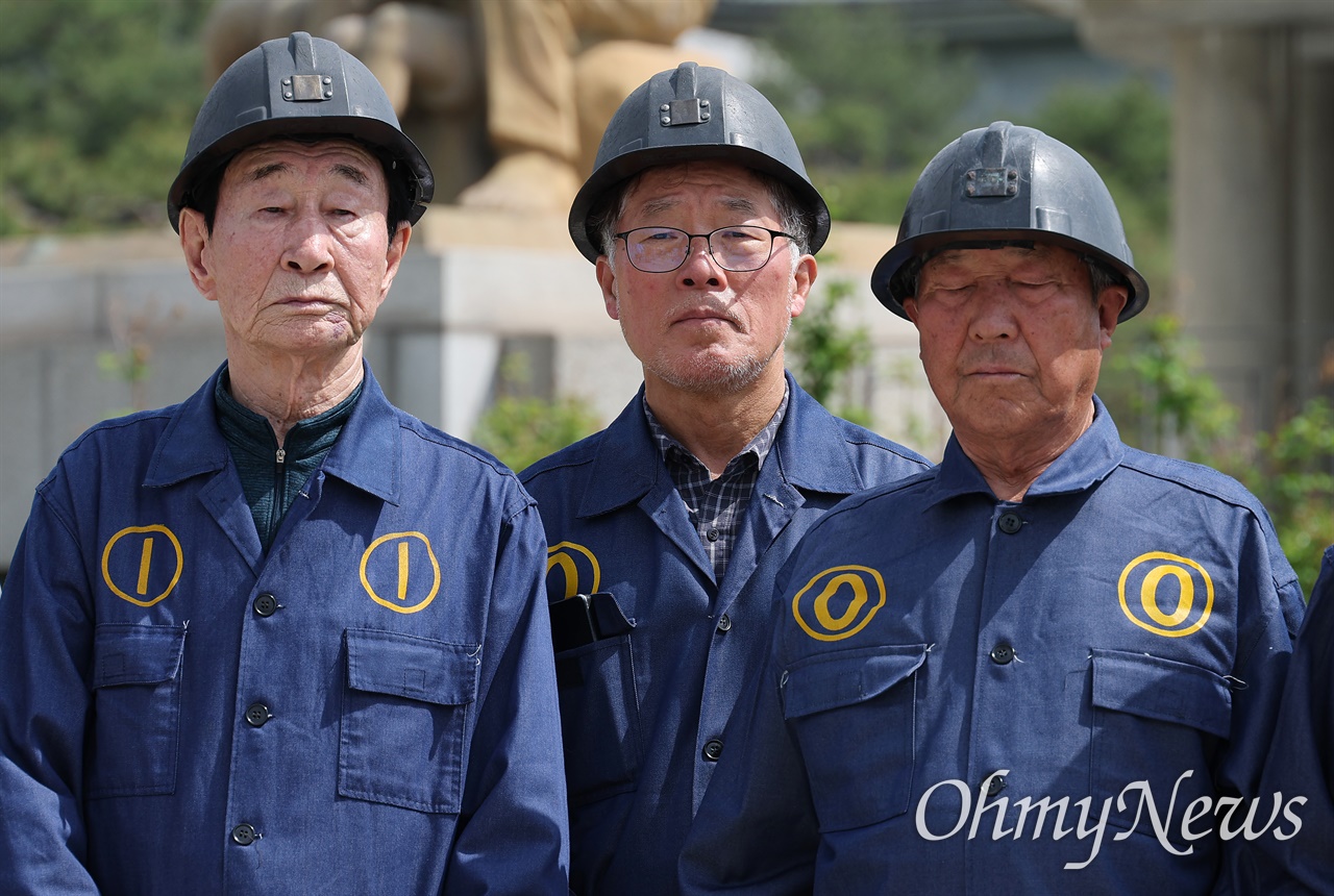 이 영화에 나온 이들이 하나둘 세상을 떠나고 있습니다