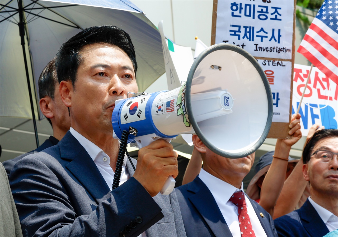 국민의힘은 왜 광역 4명 당선에 웃는 군소 정당이 됐나