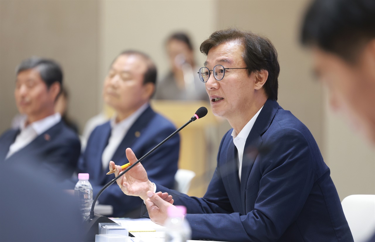 박형준이 남긴 현금 단 86억원... 전재수 부산시장 앞에 놓인 '가시밭길'