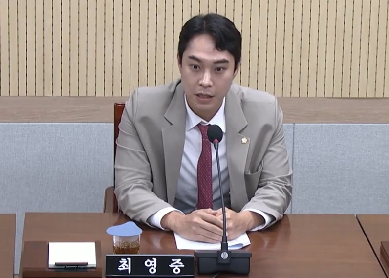 '성착취 혐의' 최영중 사퇴, 보궐선거 비용 청주시 재정으로 부담