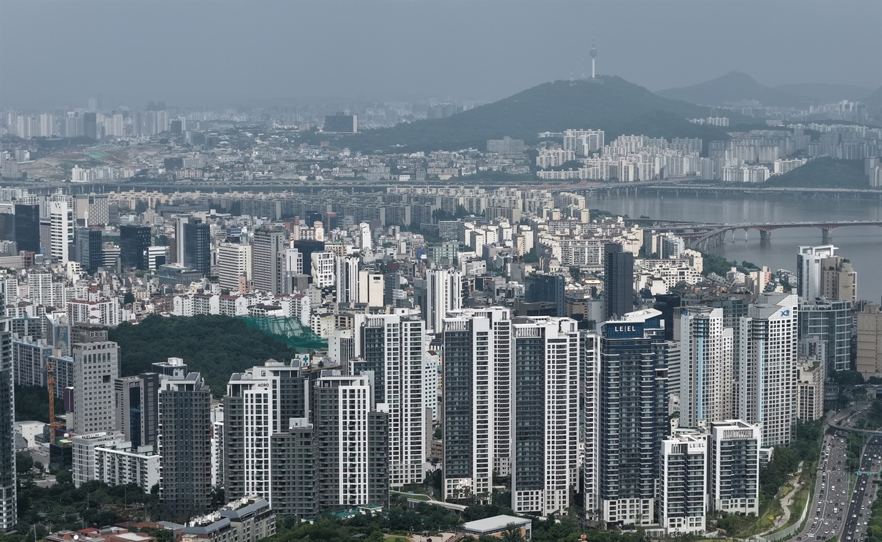 이재명 정부 3대 메가프로젝트 성공, 부동산 해결에 달렸다