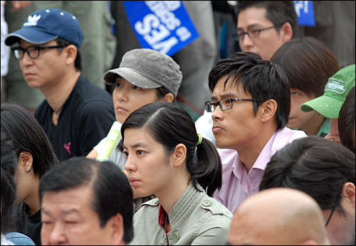 지난 2006년 1일 서울 대학로에서 열린 스크린쿼터 축소 반대 집회에서 참석한 배우 김민선.